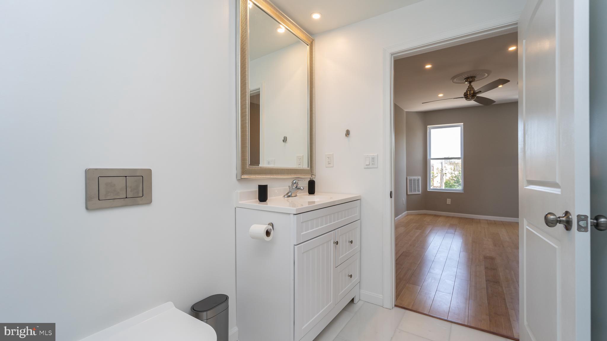 WASHINGTON VILLAGE - Residential Income