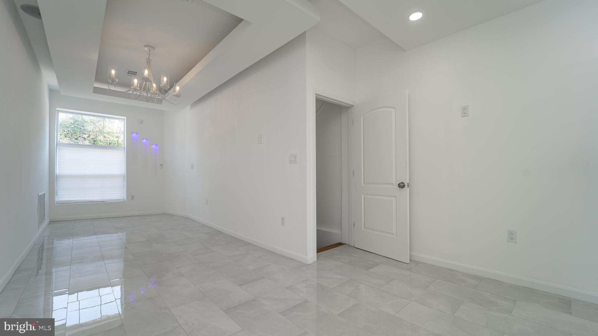 WASHINGTON VILLAGE - Residential Income