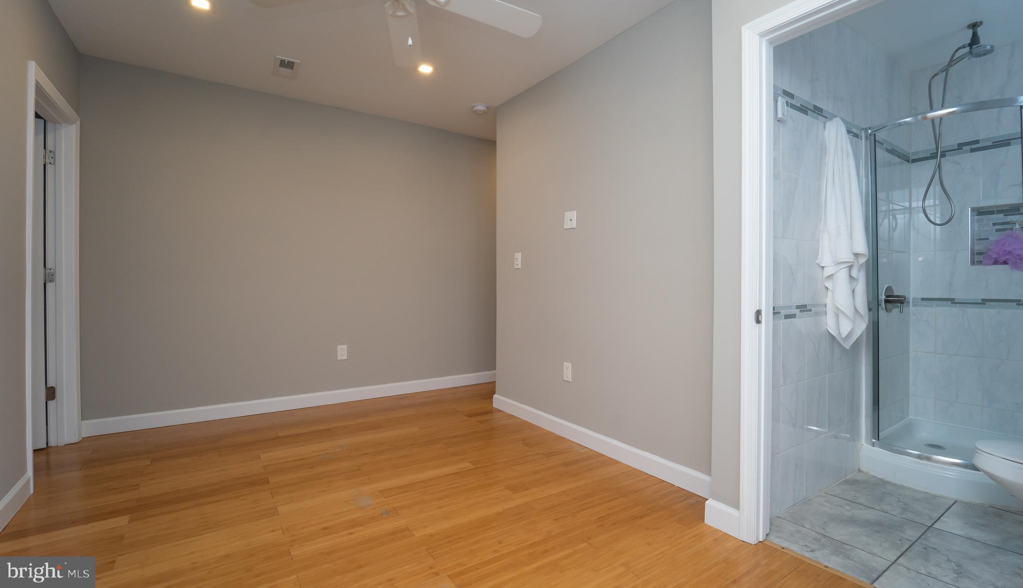 WASHINGTON VILLAGE - Residential Income