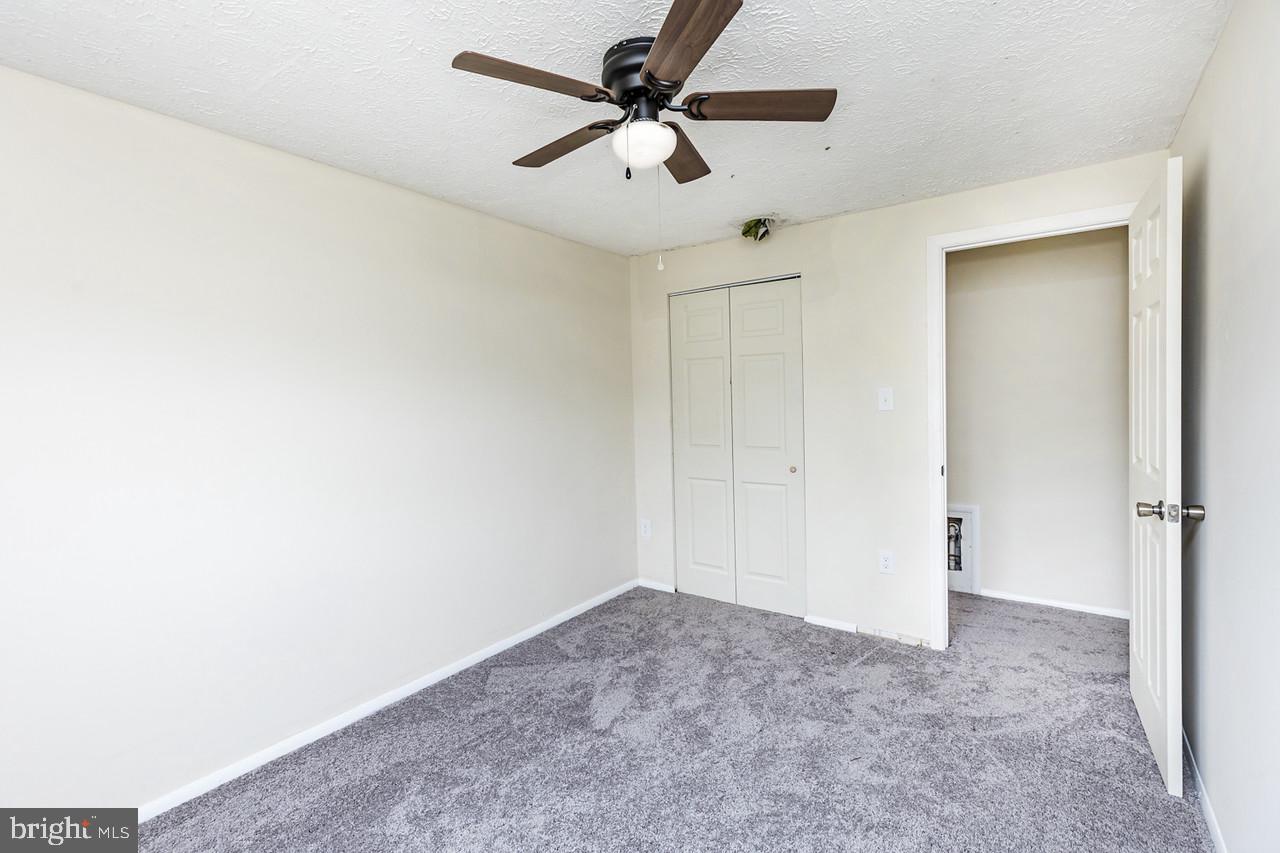 GLADE TOWN - Residential