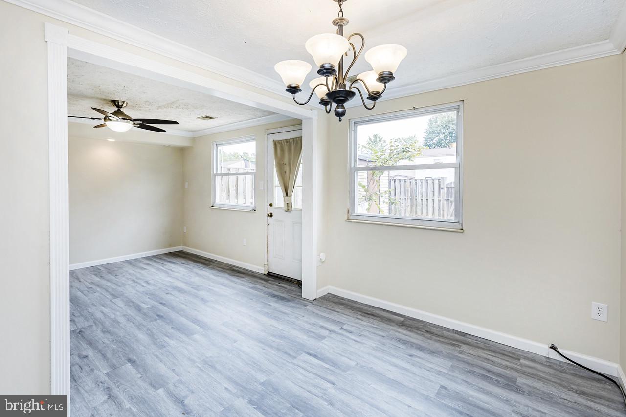 GLADE TOWN - Residential