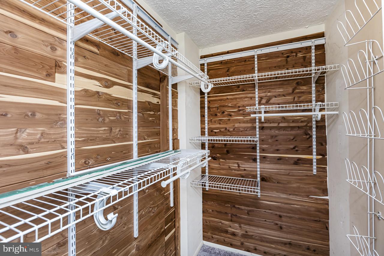 GLADE TOWN - Residential