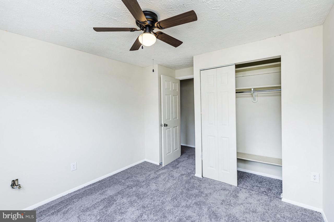 GLADE TOWN - Residential