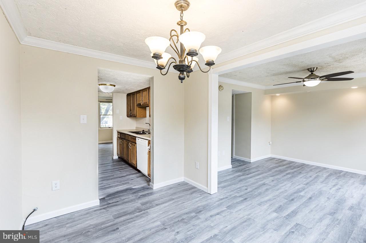 GLADE TOWN - Residential