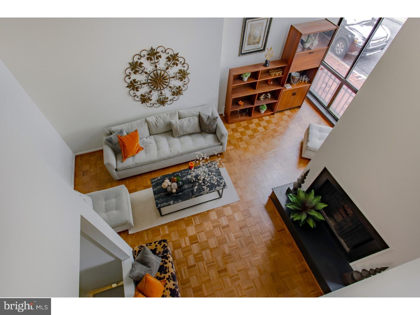 SOCIETY HILL - Residential