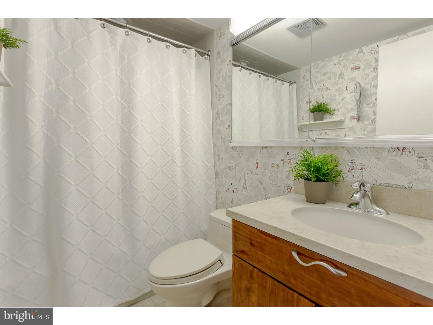 SOCIETY HILL - Residential