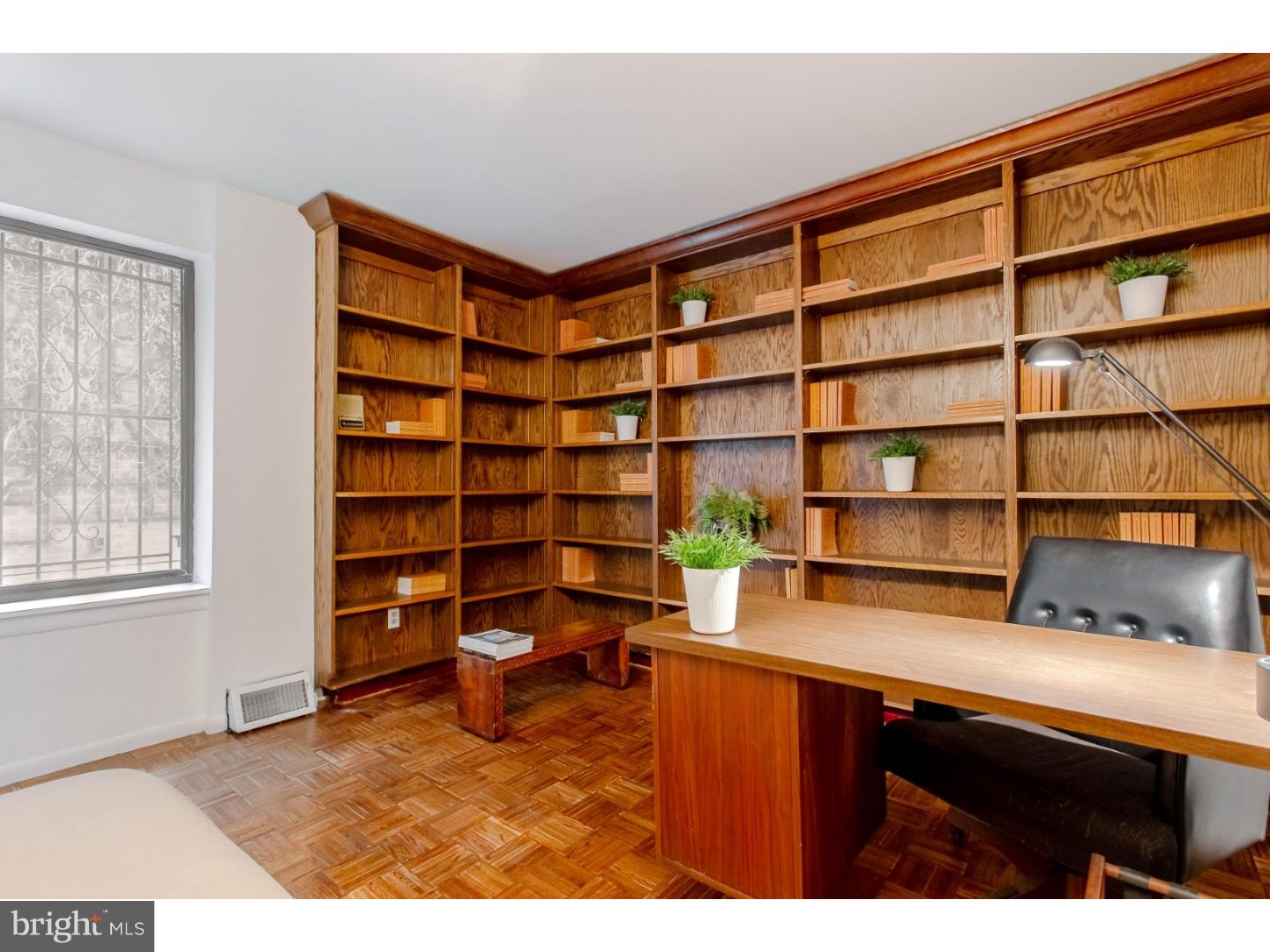 SOCIETY HILL - Residential