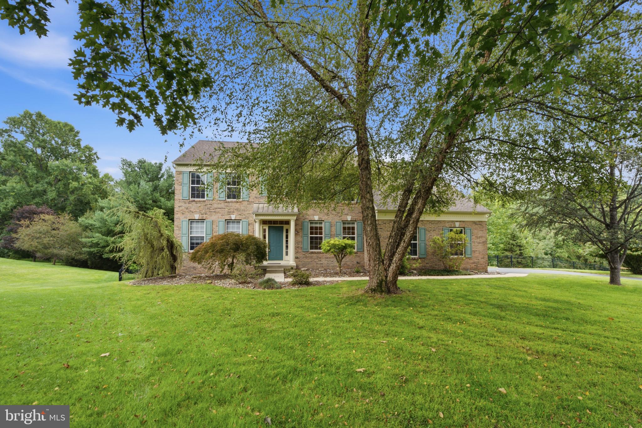 1222 INDIAN TRAIL DRIVE