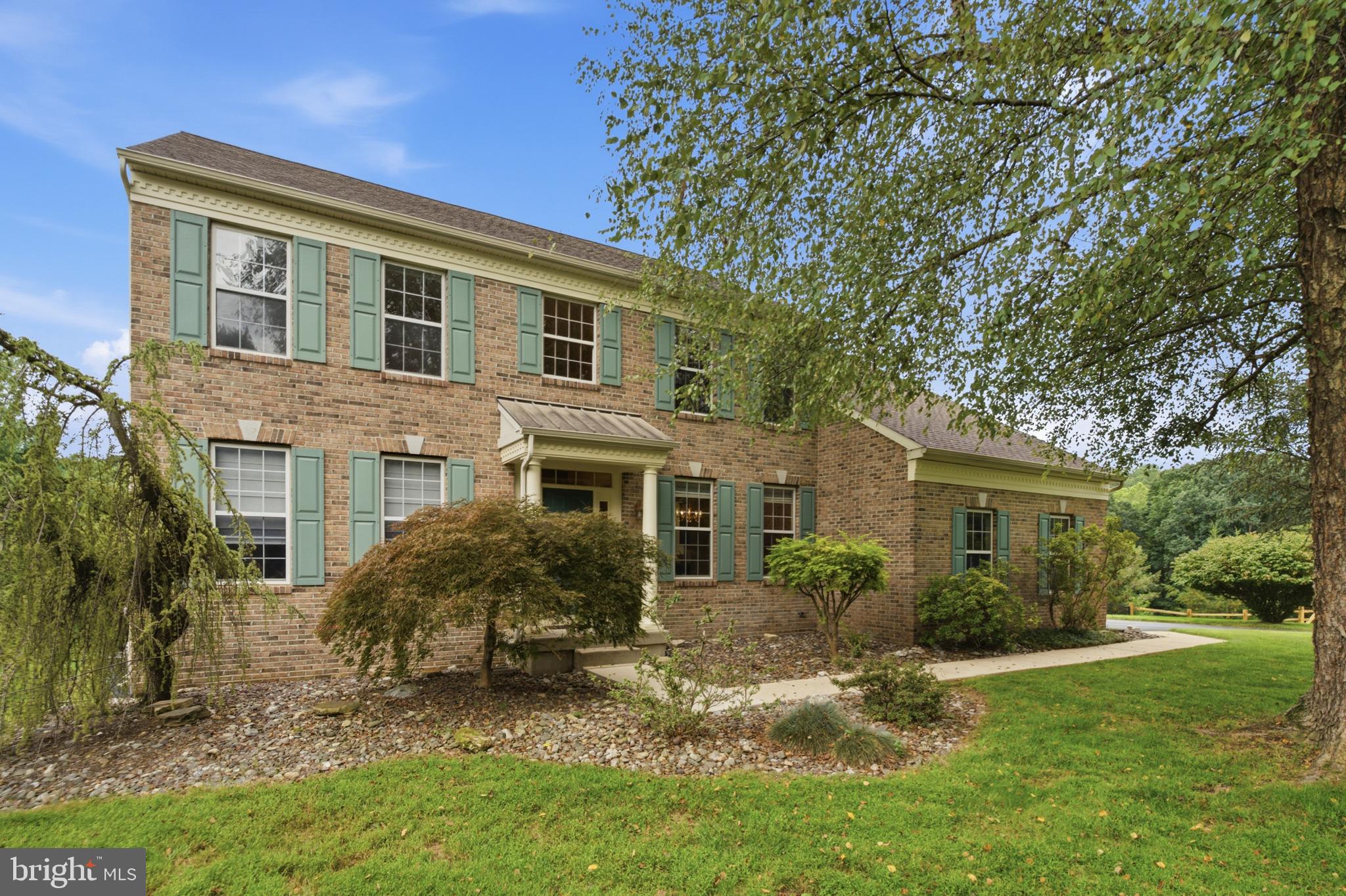 1222 INDIAN TRAIL DRIVE