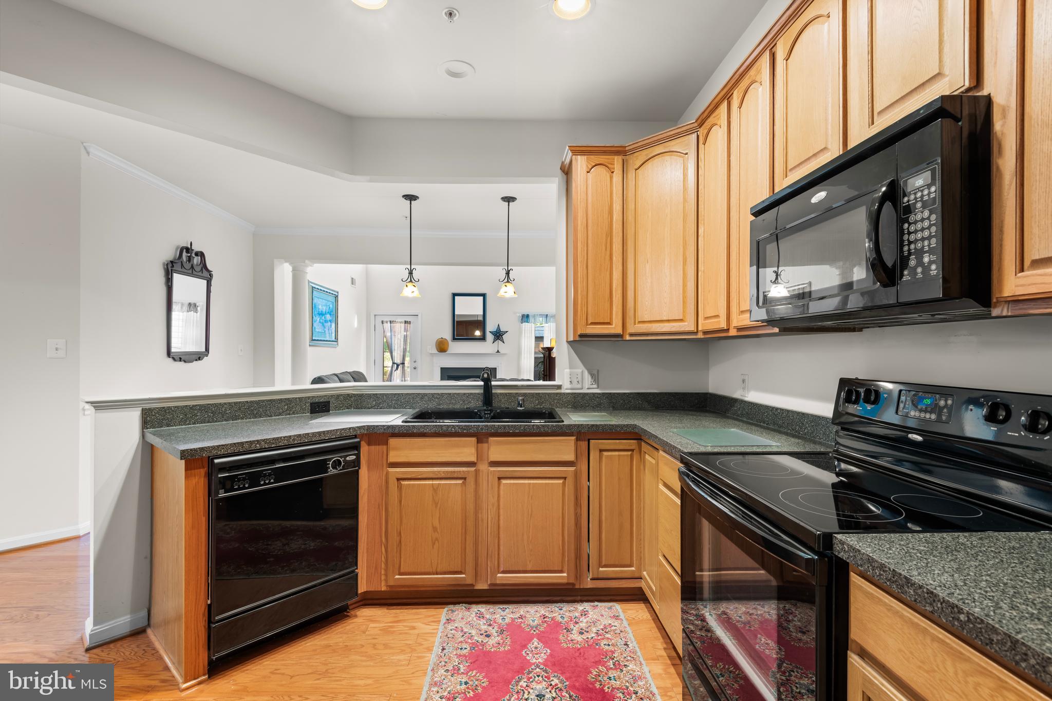 KENSINGTON VILLAS - Residential