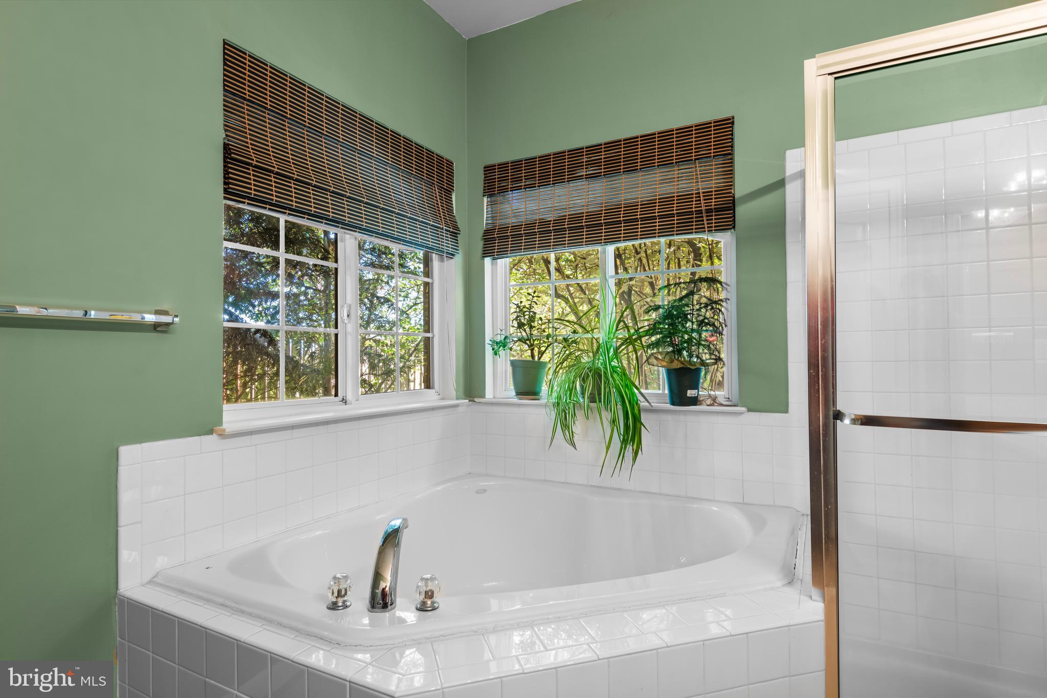 KENSINGTON VILLAS - Residential