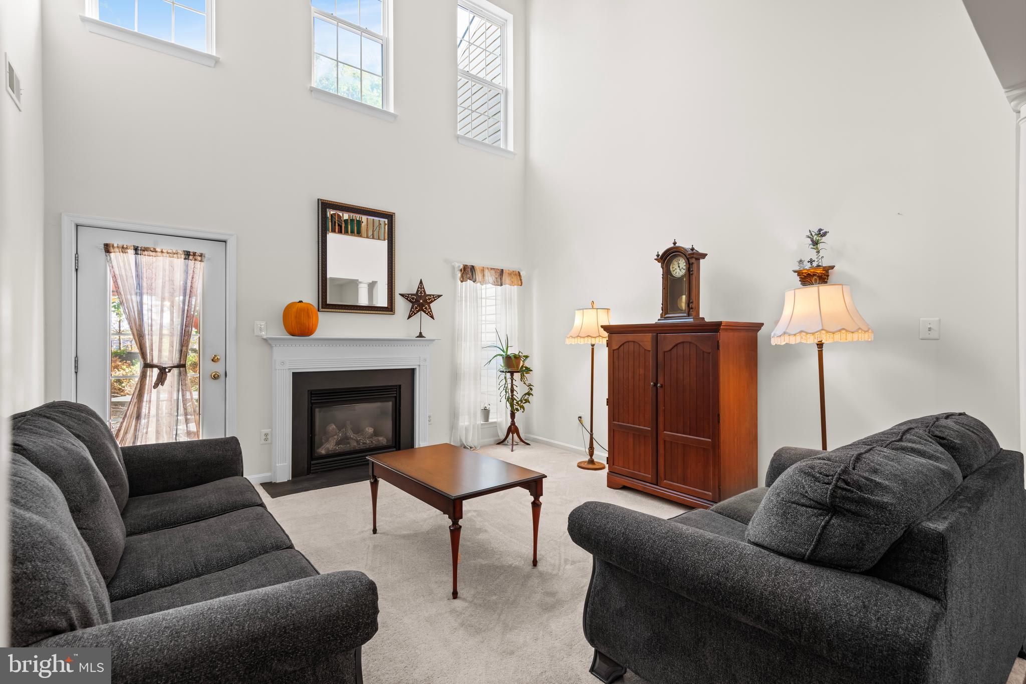 KENSINGTON VILLAS - Residential