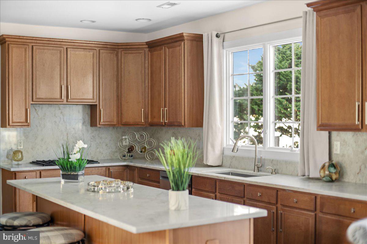 DOLINGTON ESTATES - Residential