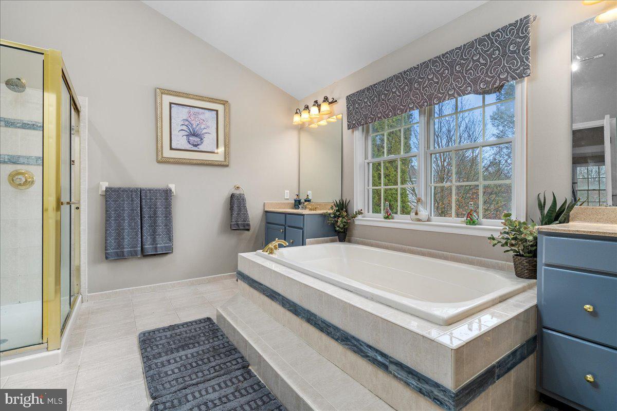 DOLINGTON ESTATES - Residential