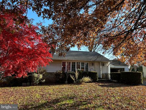 Homes For Sale - 134 Villanova Drive<br/> LAWRENCE TOWNSHIP, NJ 08648