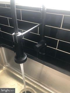 OLD TOWNE VILLAGE CONDOMINIUMS - Residential