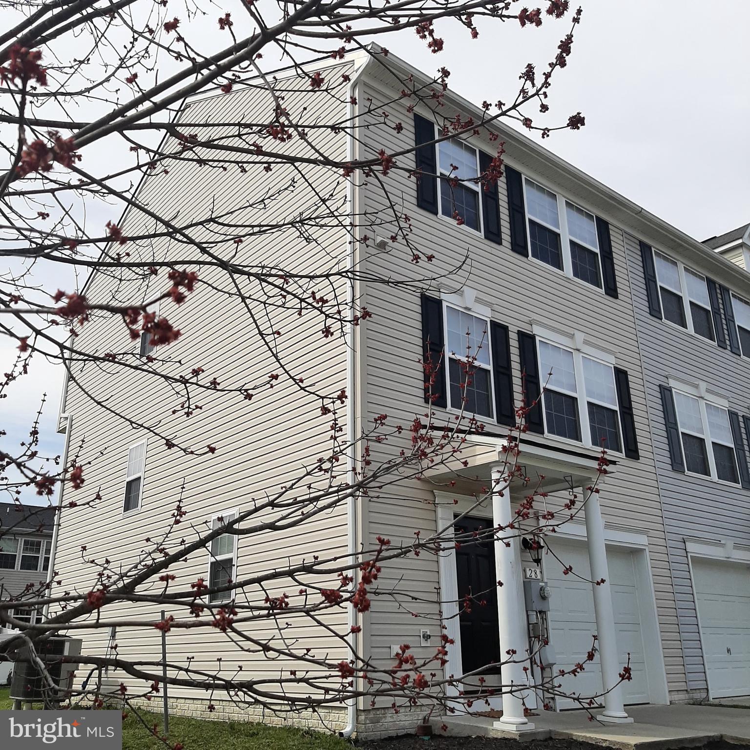 RIVERSIDE VILLAGES - Residential Lease