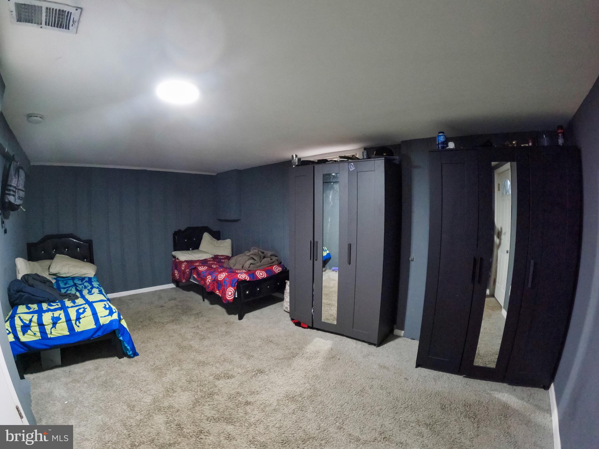 UNIVERSITY GARDENS - Residential