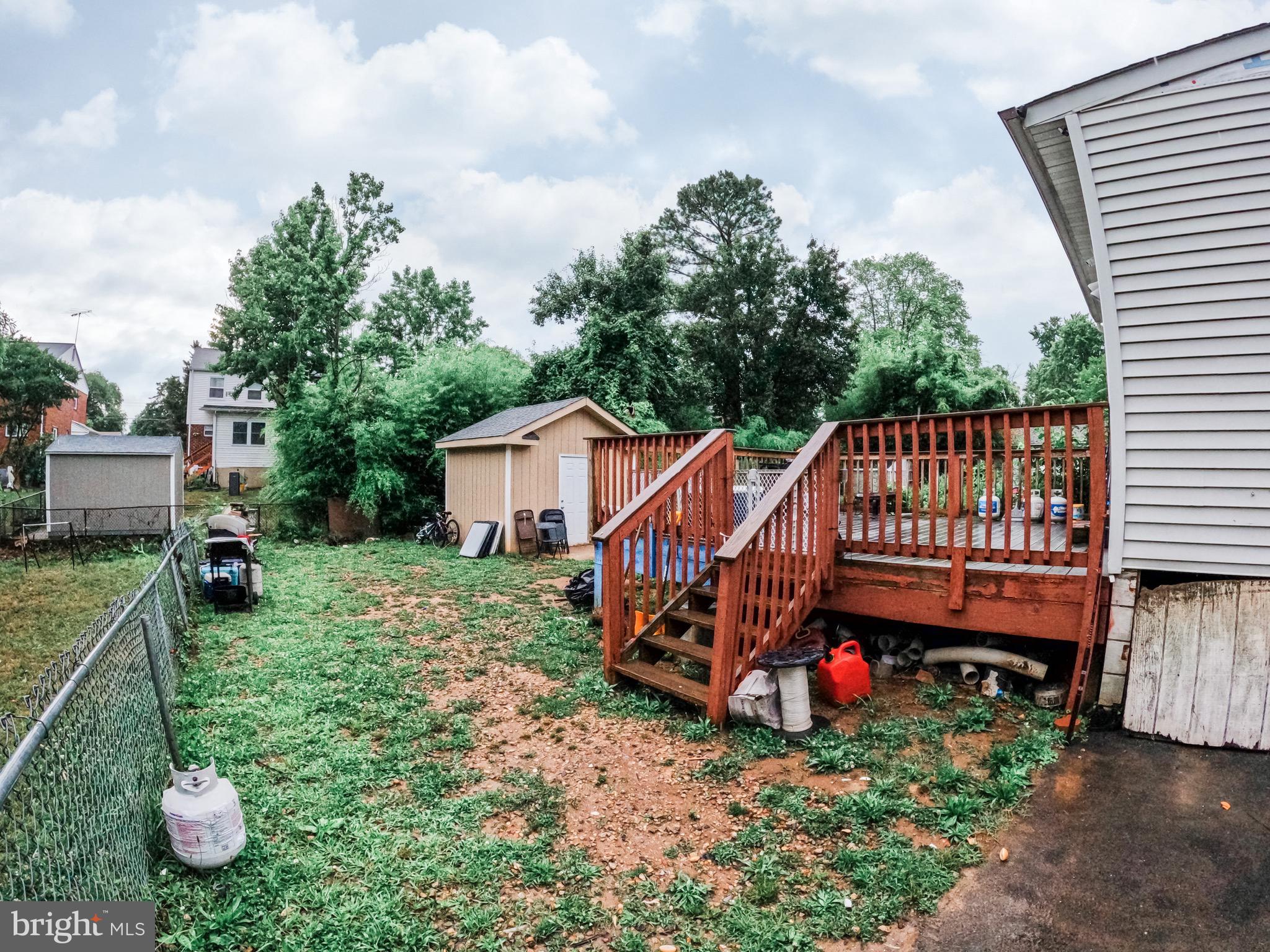 UNIVERSITY GARDENS - Residential