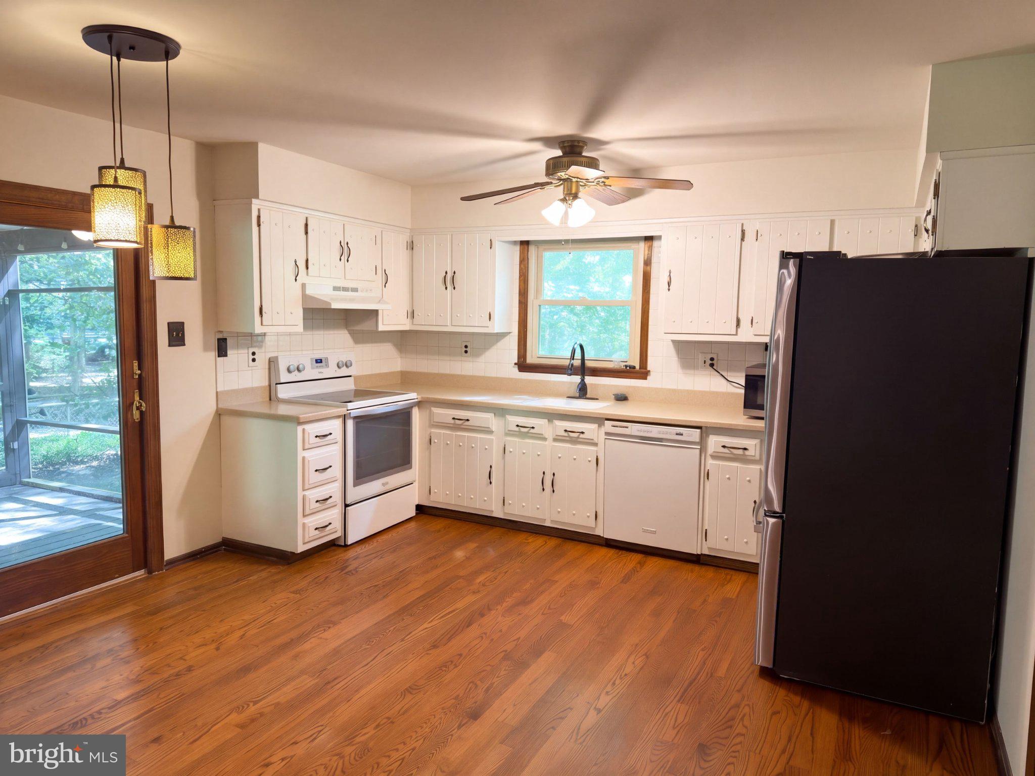 106 YORKTOWN COURT
