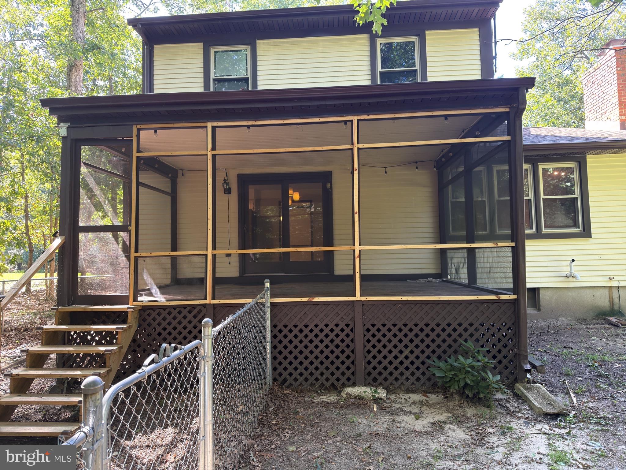 106 YORKTOWN COURT