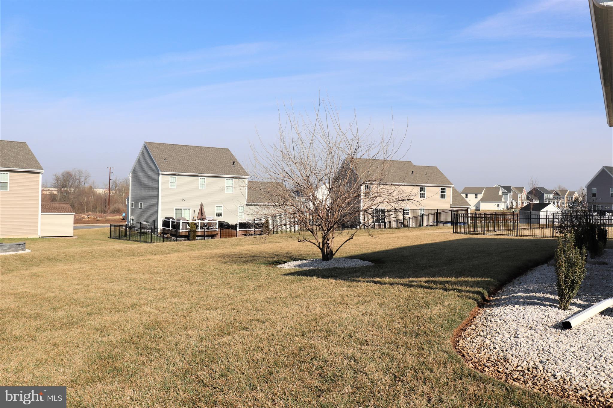 AUTUMN HILLS - Residential