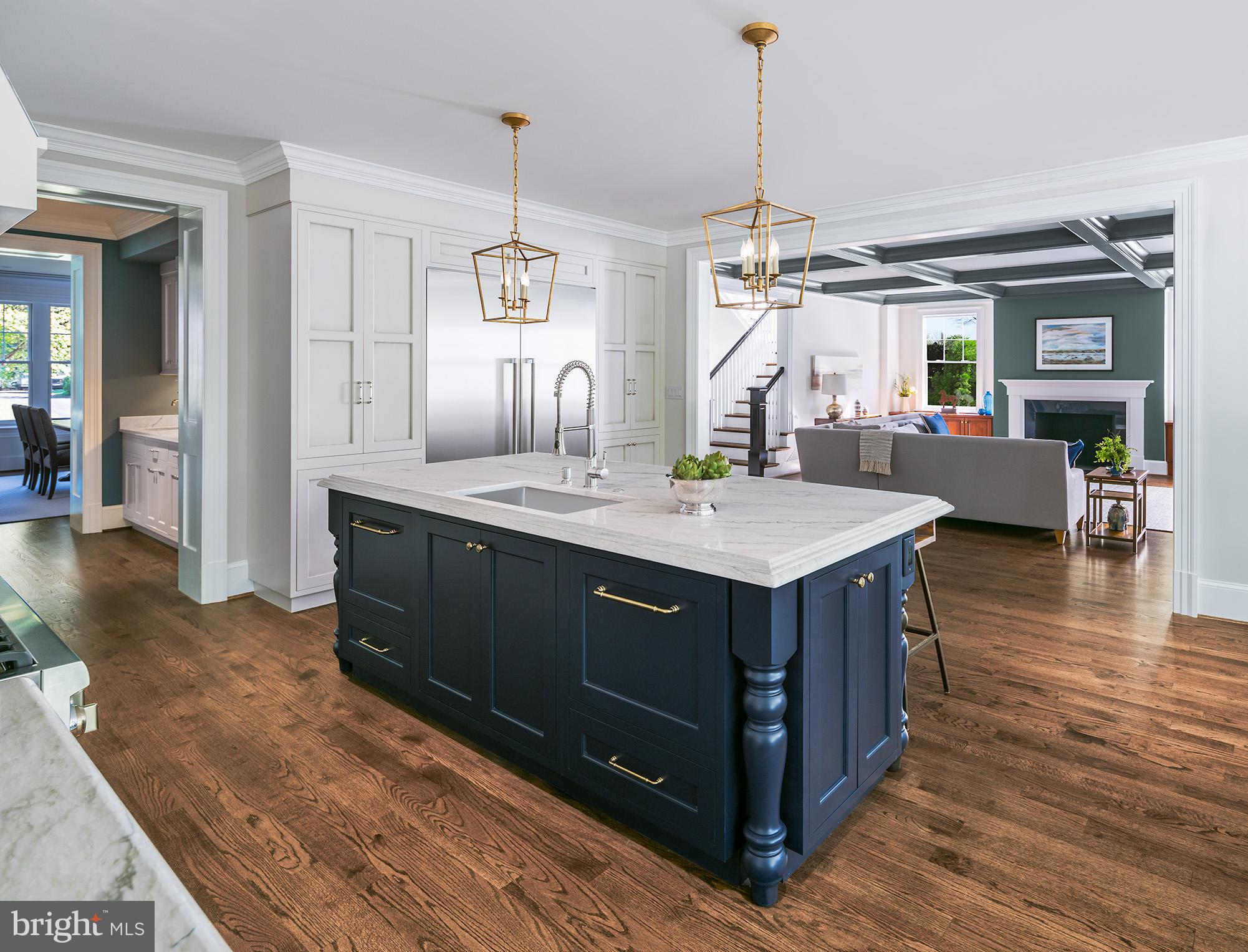 RIVER OAKS - Residential