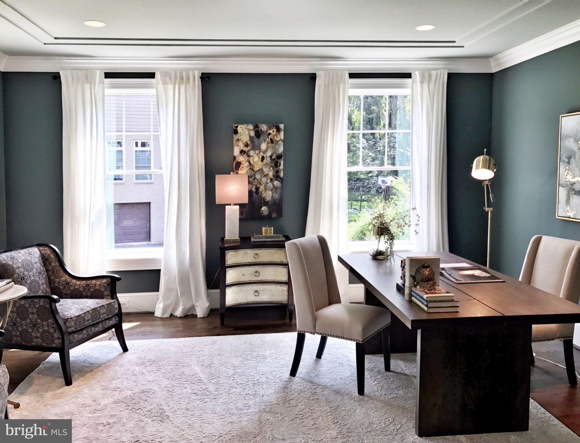 RIVER OAKS - Residential