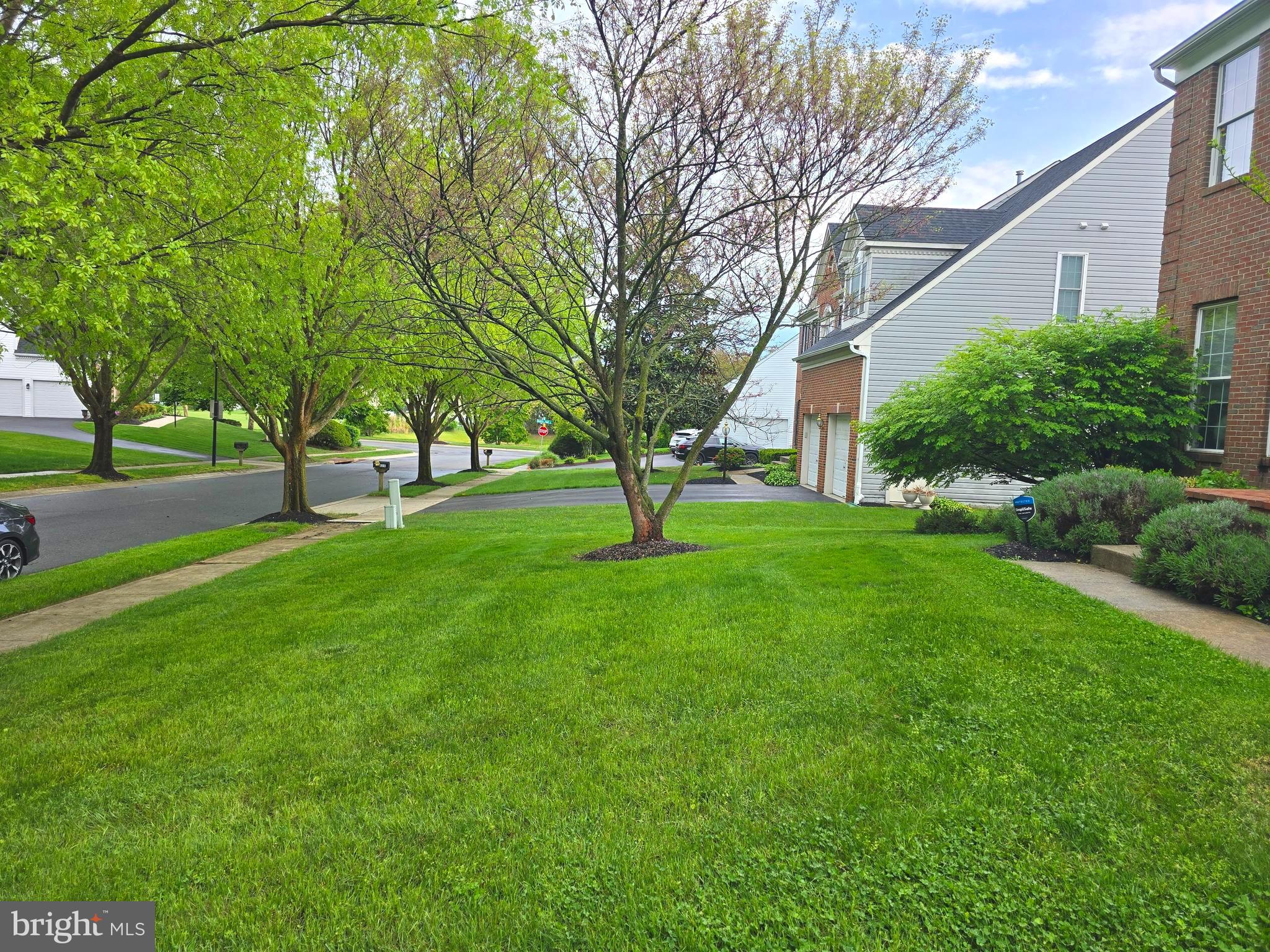 8314 HOPE POINT COURT