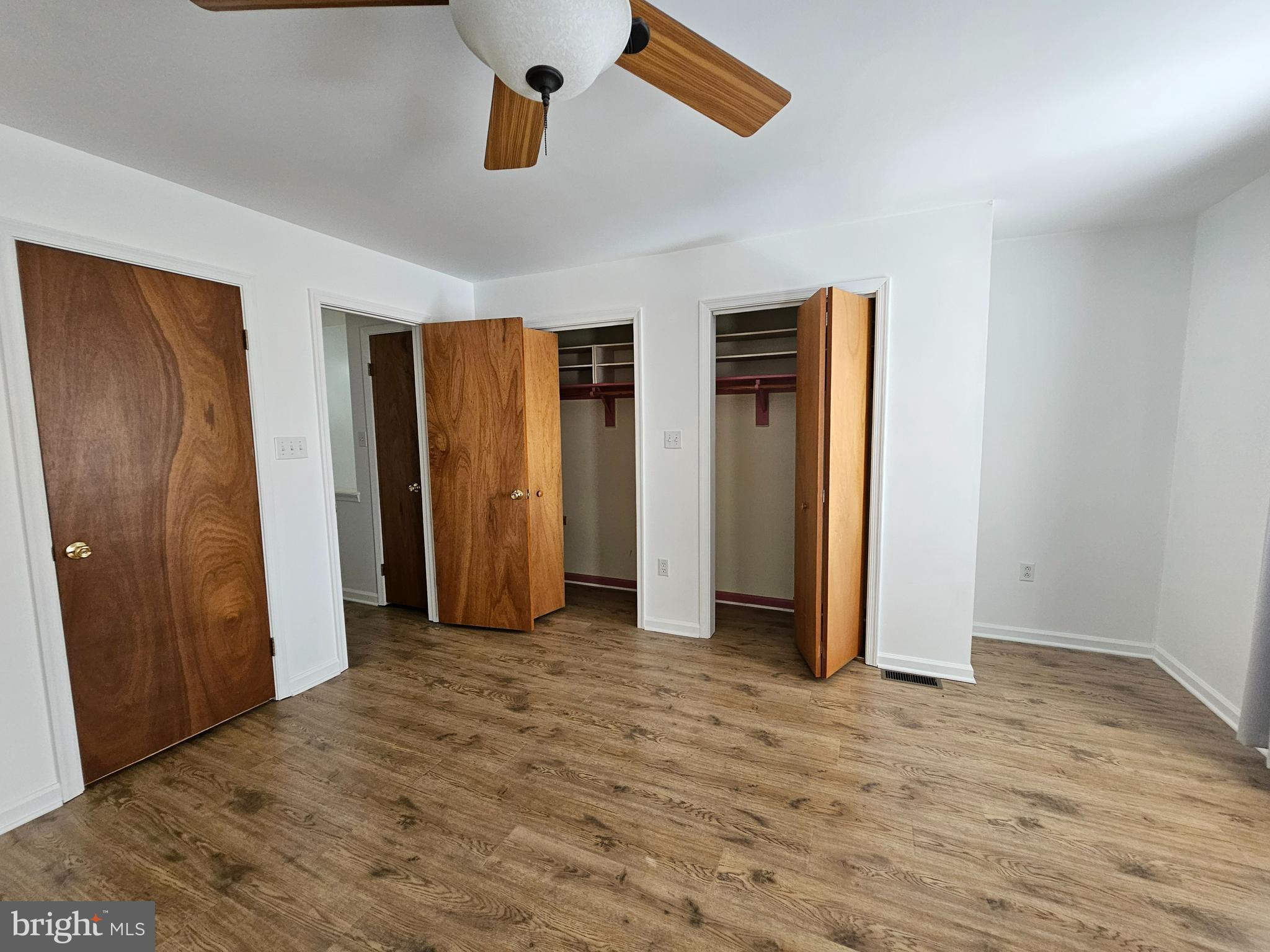 WHITEHALL WEST - Residential