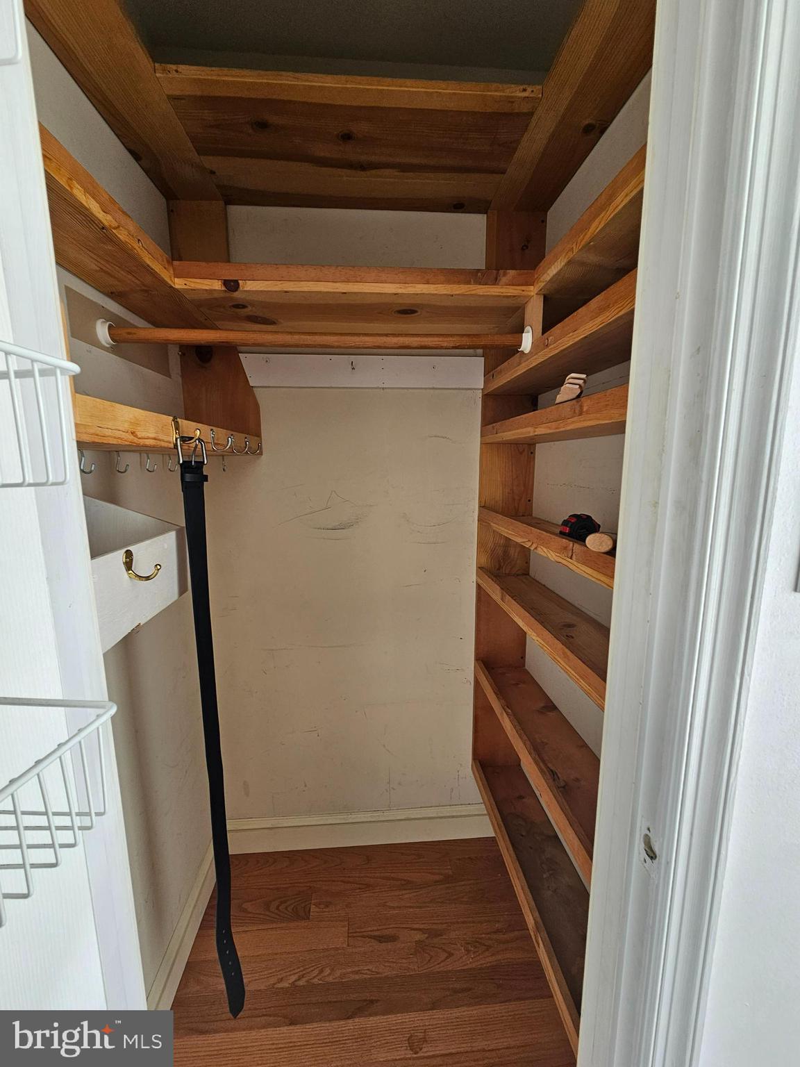 WHITEHALL WEST - Residential