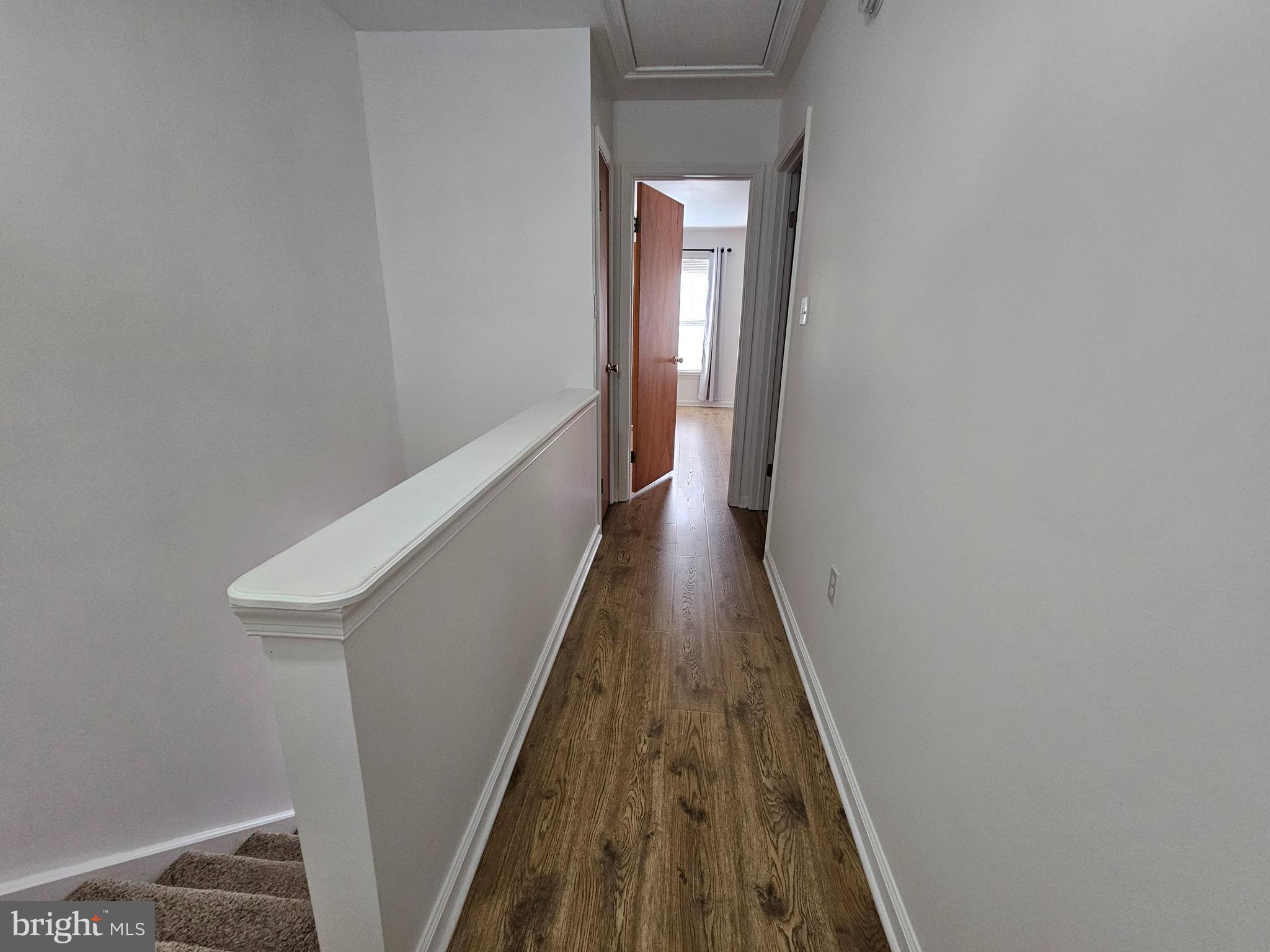 WHITEHALL WEST - Residential