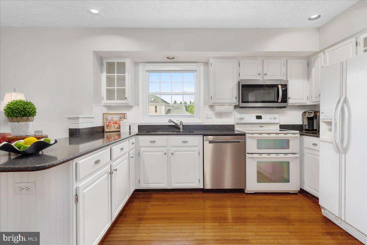 BALLENGER CREEK MEADOWS - Residential