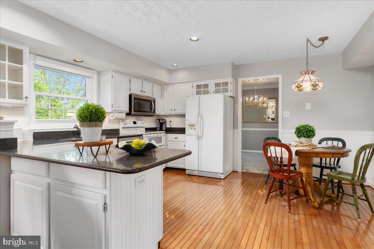 BALLENGER CREEK MEADOWS - Residential