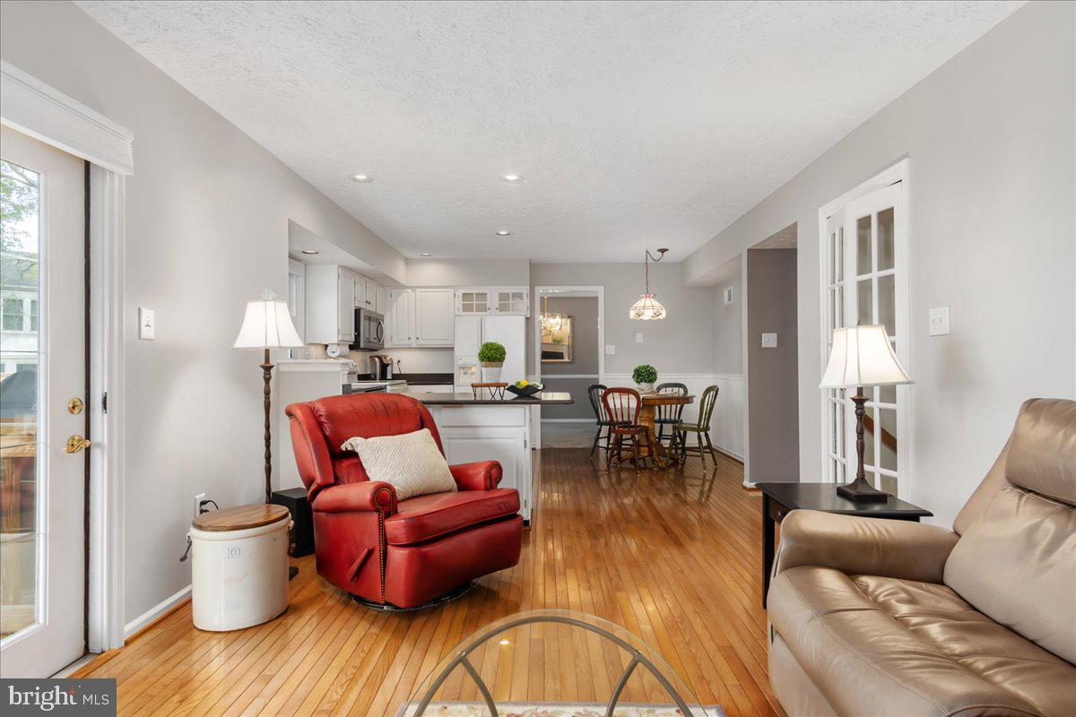 BALLENGER CREEK MEADOWS - Residential