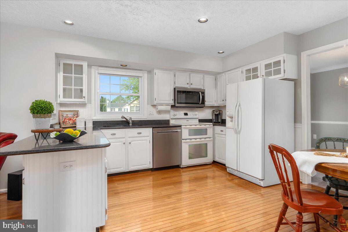 BALLENGER CREEK MEADOWS - Residential