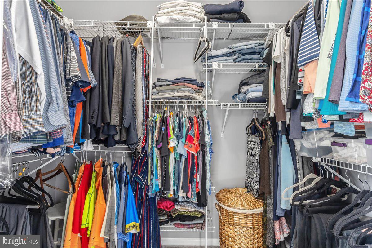 BALLENGER CREEK MEADOWS - Residential