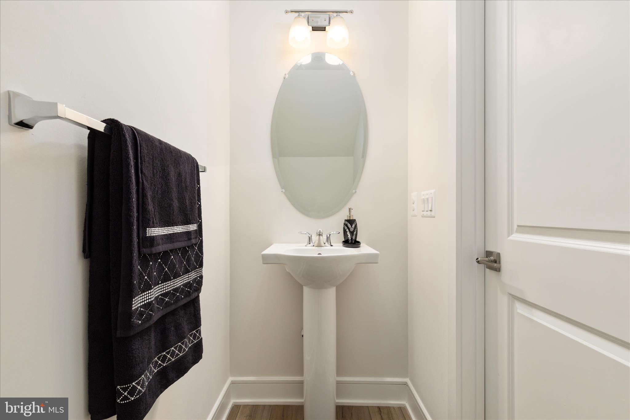 ROBINSON MANOR - Residential