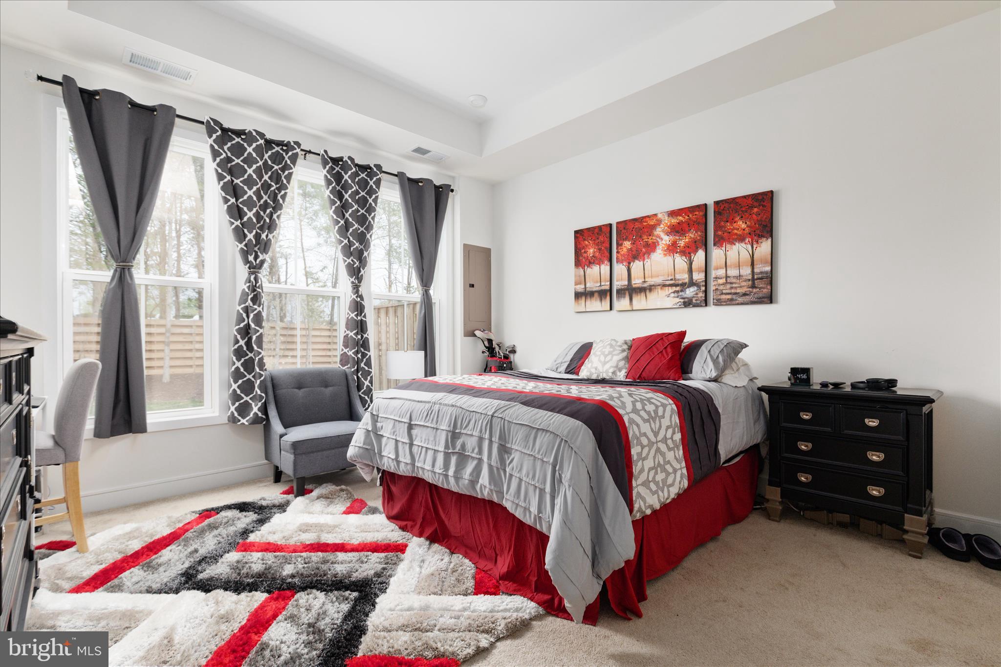 ROBINSON MANOR - Residential