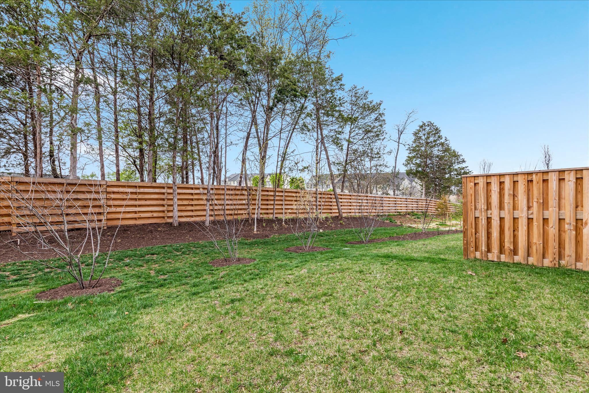 ROBINSON MANOR - Residential