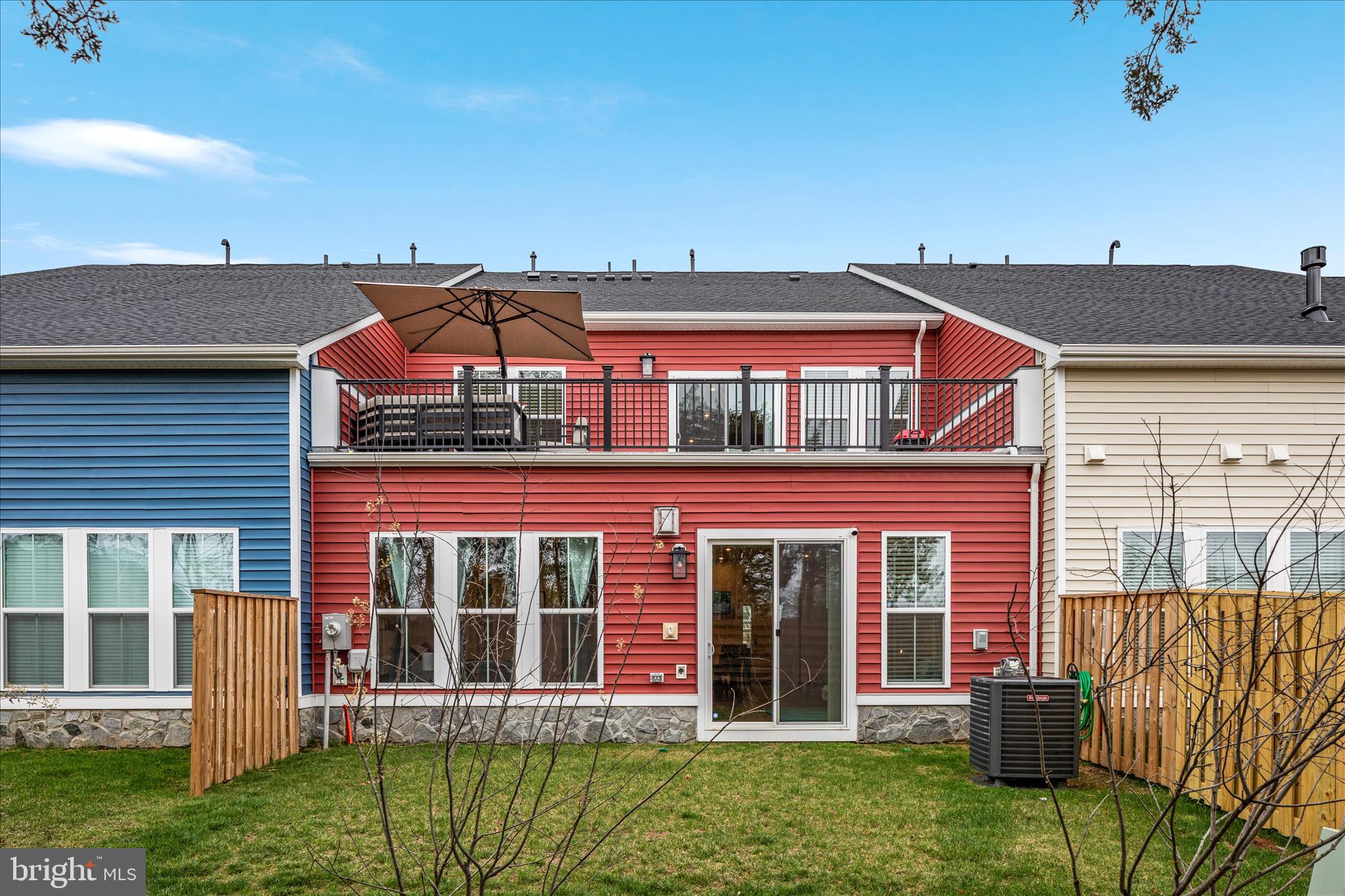 ROBINSON MANOR - Residential