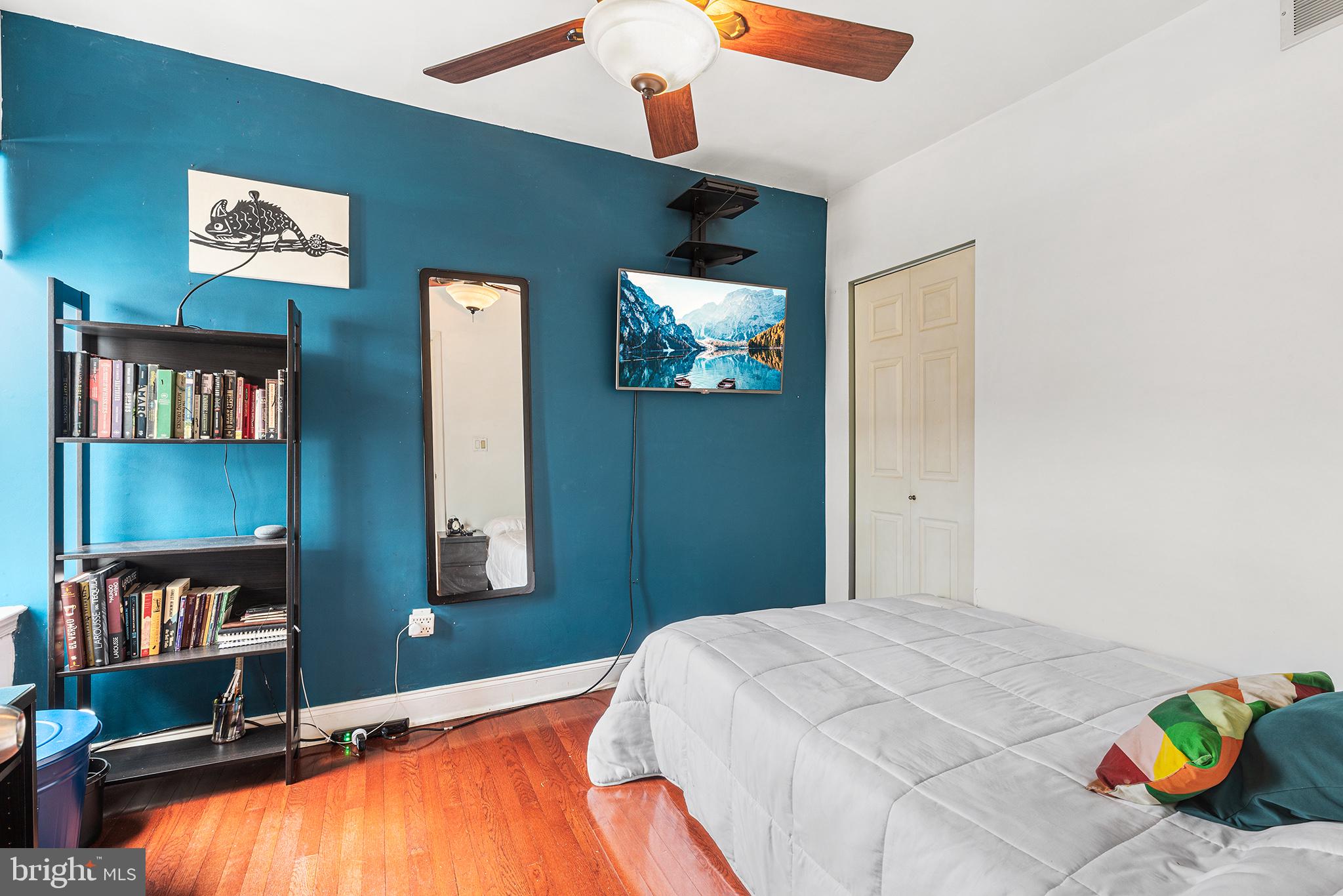 GIRARD ESTATES - Residential