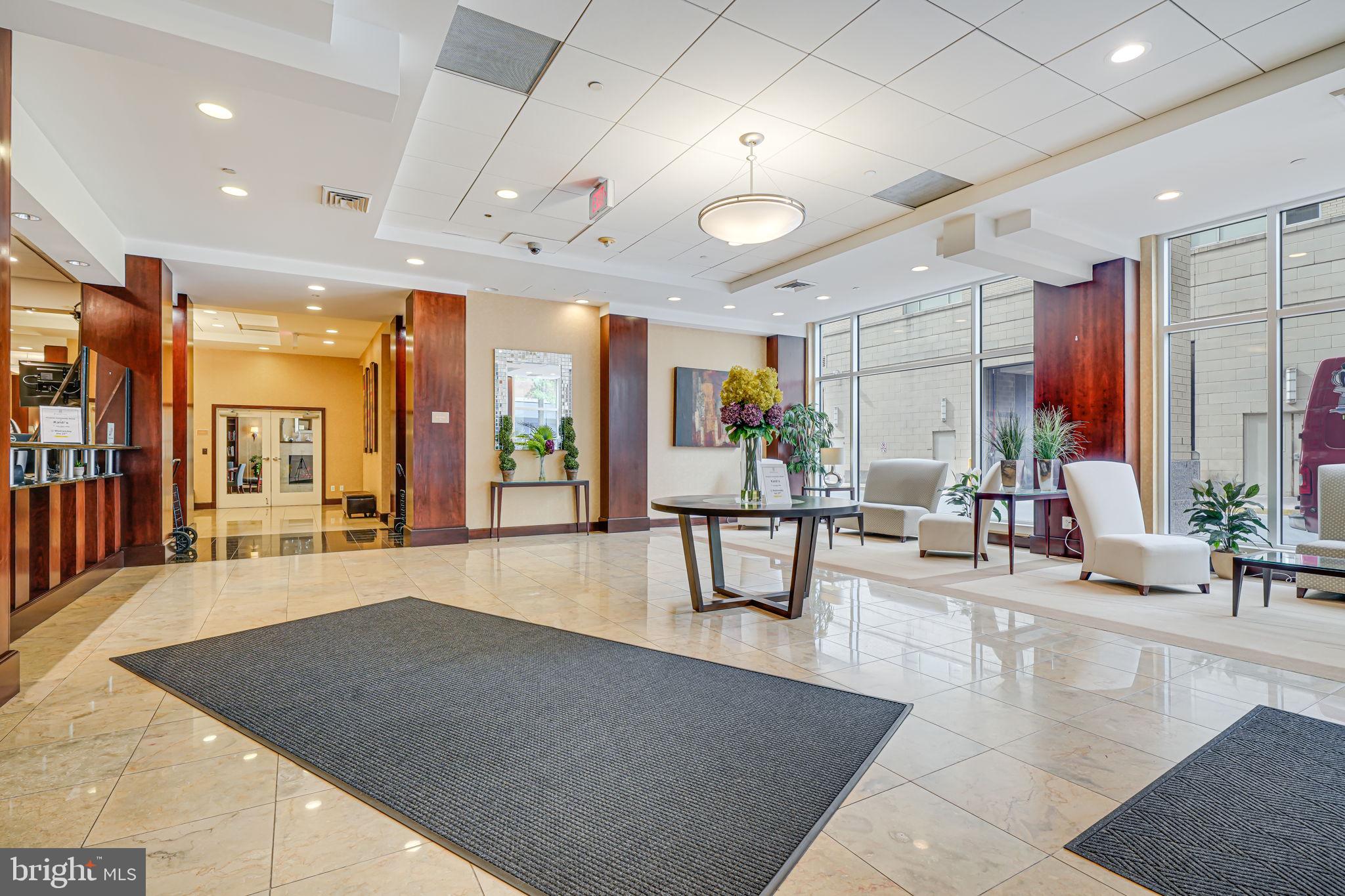 CLARENDON - Residential