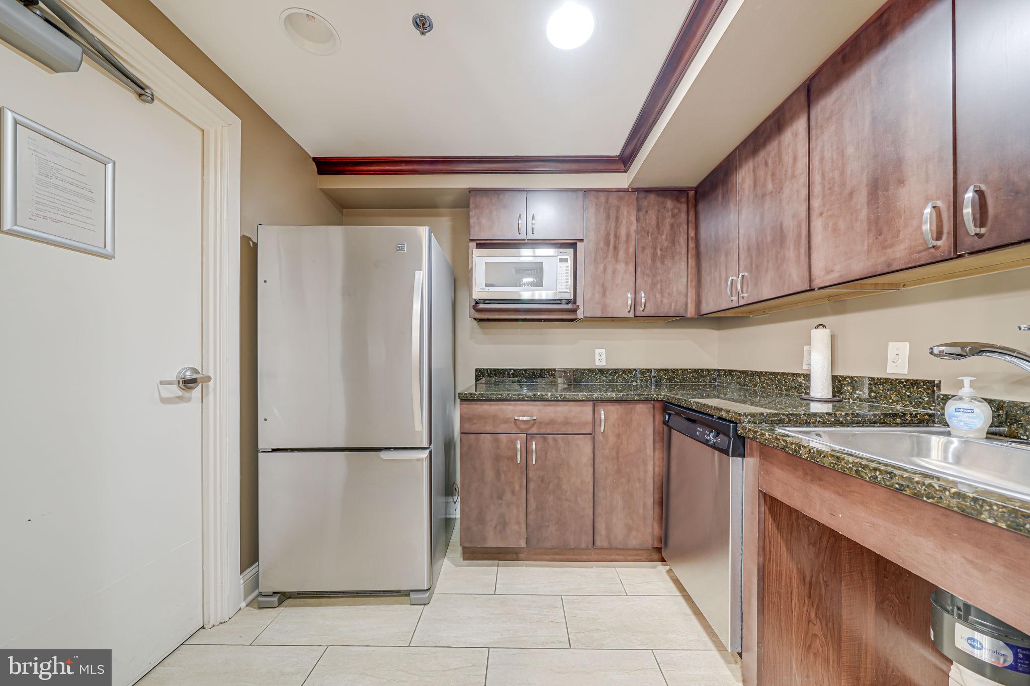 CLARENDON - Residential