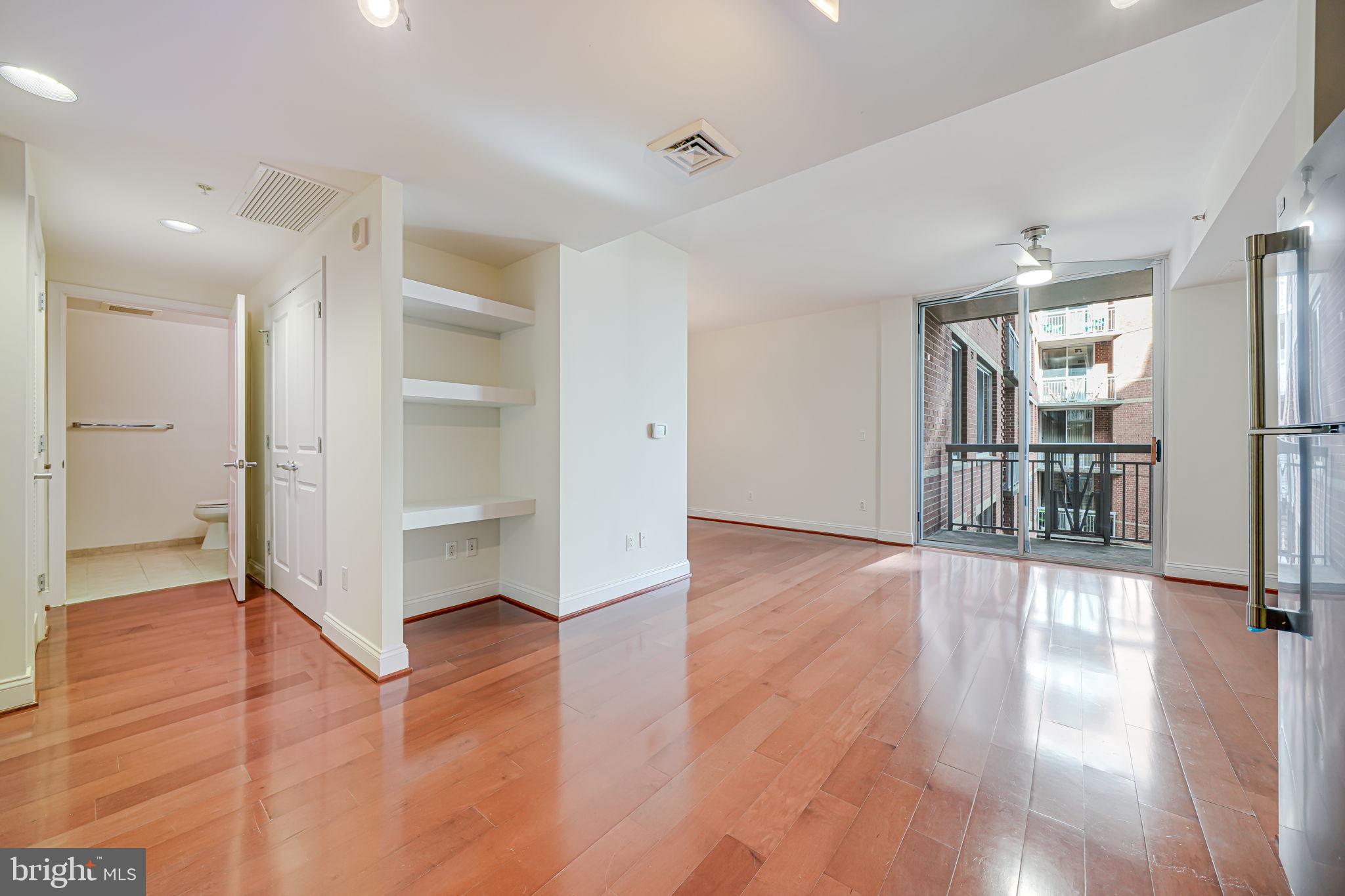 CLARENDON - Residential