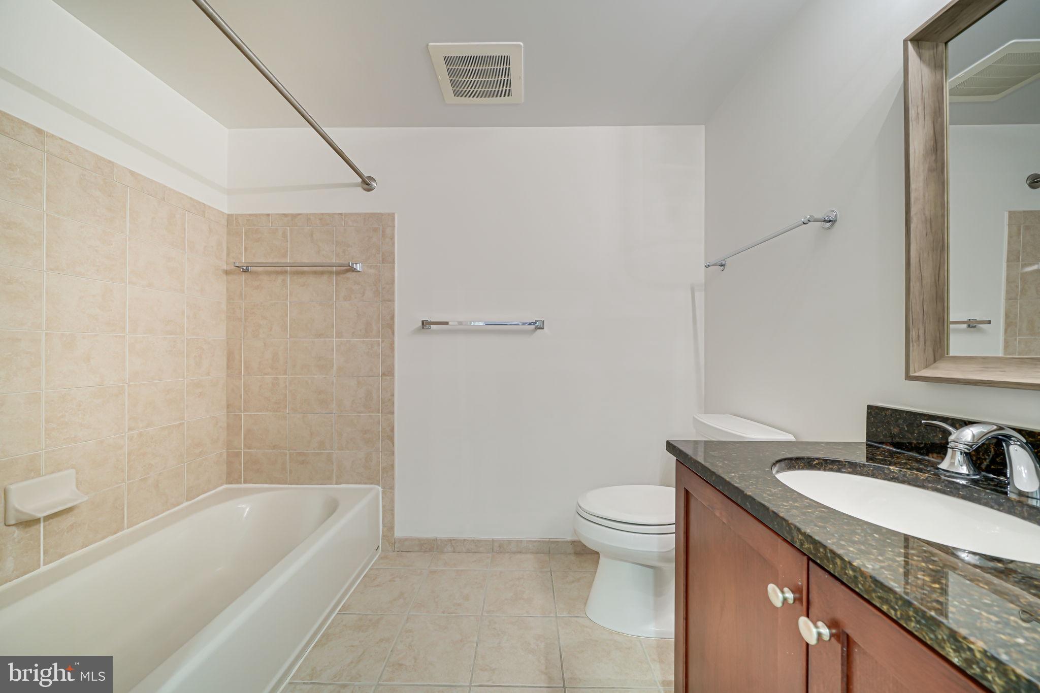 CLARENDON - Residential