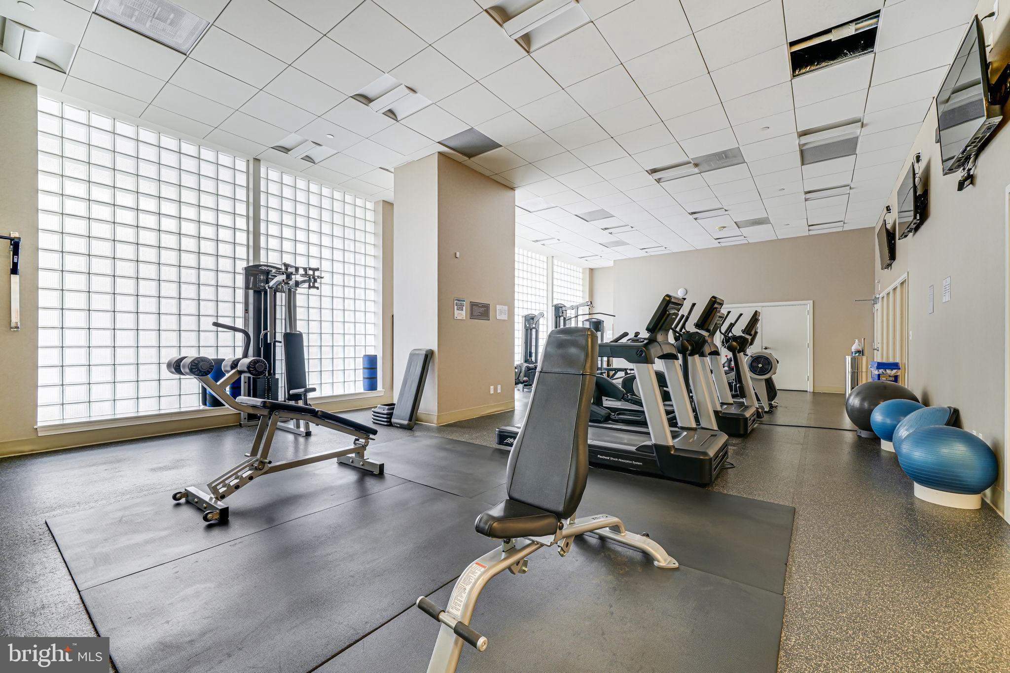 CLARENDON - Residential