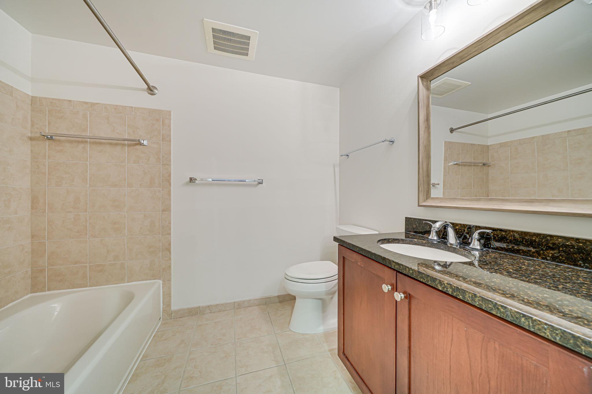 CLARENDON - Residential