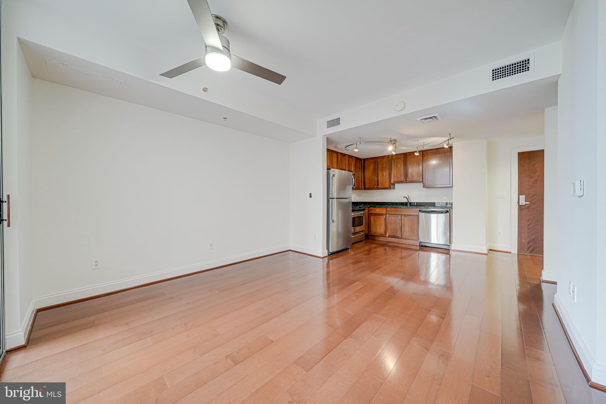 CLARENDON - Residential