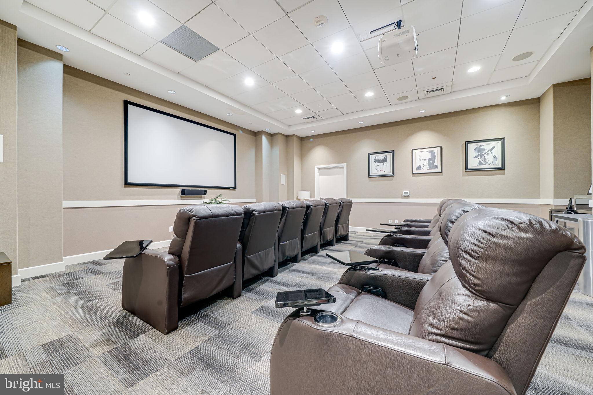 CLARENDON - Residential